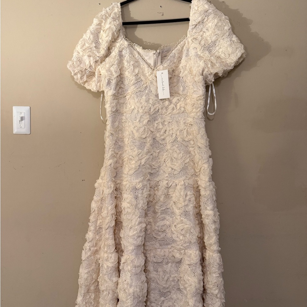 Elegant Cream Maxi Dress